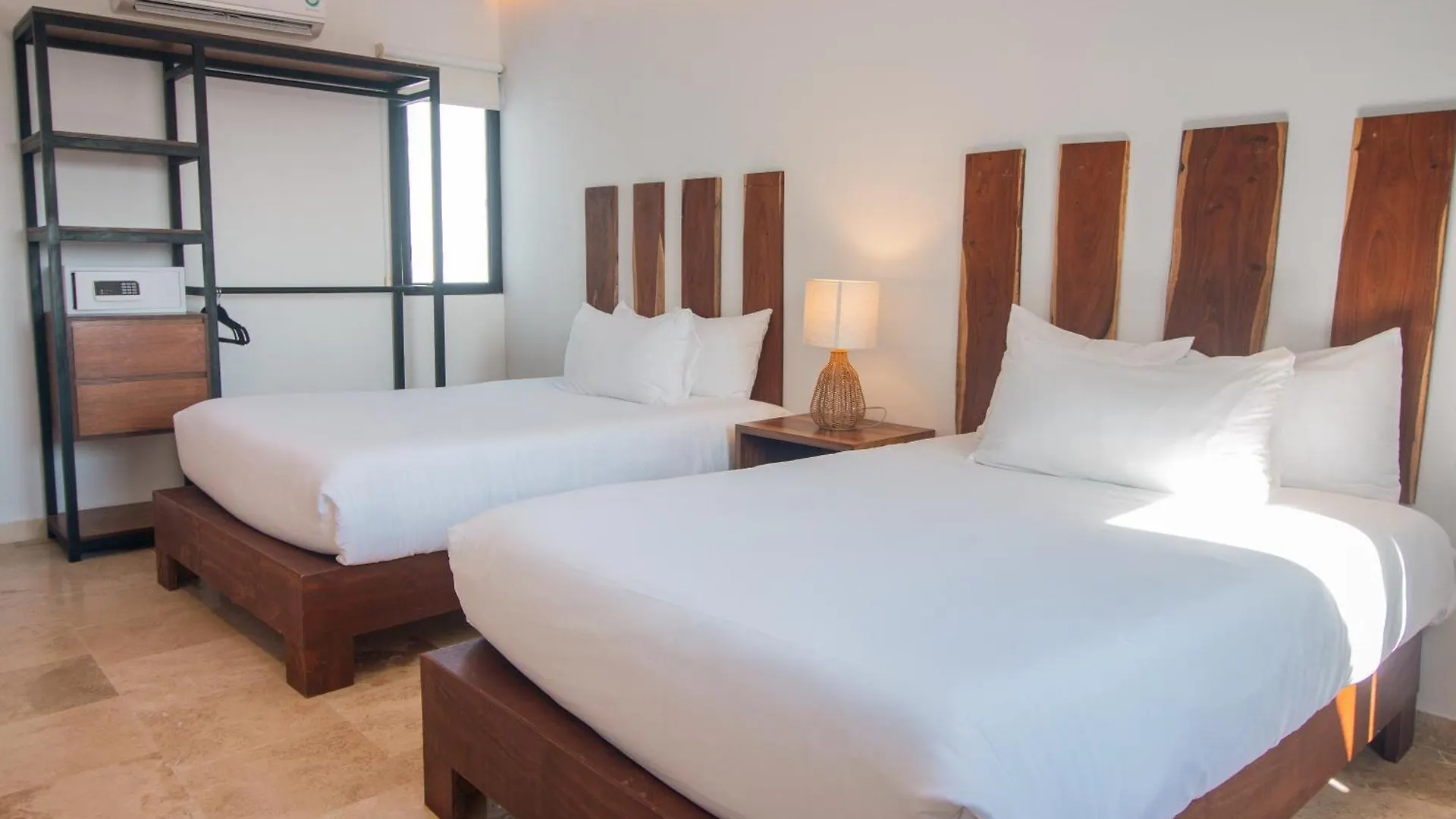 פלאייה דל כרמן Hotel B10 - Distinctive Hotel- פלאייה דל כרמן